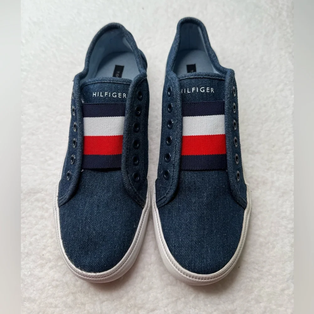 Tommy Hilfiger Annie Blue Denim Slip-On Logo Sneakers Women's Sz‎ 6.5W New!
